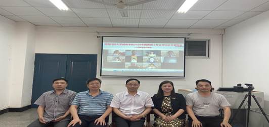 1c84feecd6ec797e7270a99c5160cb8